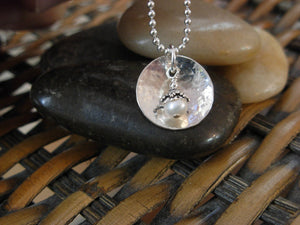 Silver Pool Pearl Necklace